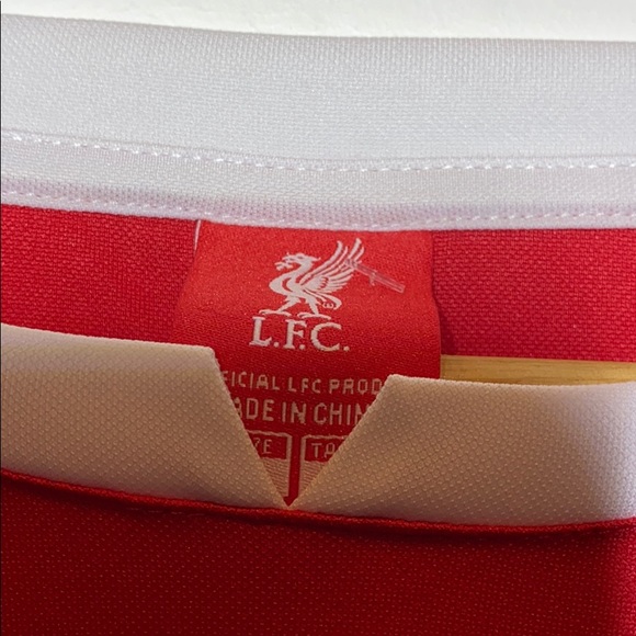 NEW Liverpool FC Men’s Soccer Jersey - Picture 4 of 7